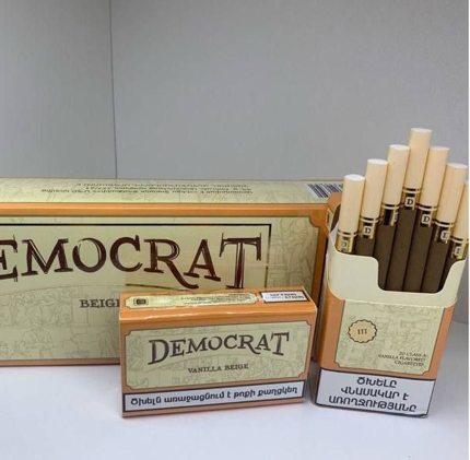 Сигареты Democrat Kingsize Vanila оптом Сигареты Democrat Kingsize Vanila оптом